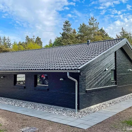 Modern Holiday In Bl Vand Near Sea Blåvand